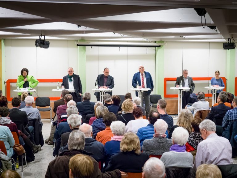 Podiumsdiskussion mit den Bürgermeisterkandidat*innen Oberasbachs