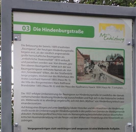 Der Anfang der Infotafel zu Paul von Hindenburg in Cadolzburg